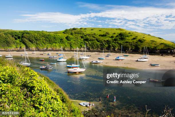 solva harbour, pembrokeshire, uk. - pembroke stock pictures, royalty-free photos & images