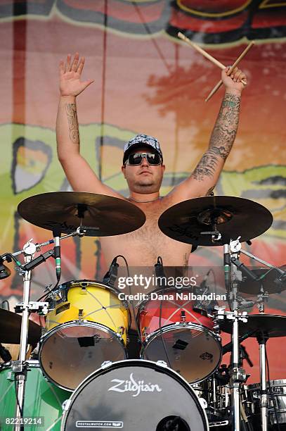 Yesod Williams of Pepper performs at the Marymoor Amphitheater on August 7, 2008 in Redmond, Washington.