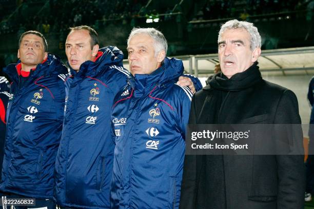 Bruno MARTINI - Alain BOGHOSSIAN - Pierre MANKOWSKI - Raymond DOMENECH - - Lituanie / France - Eliminatoires Coupe du Monde 2009 - Stade Darius et...