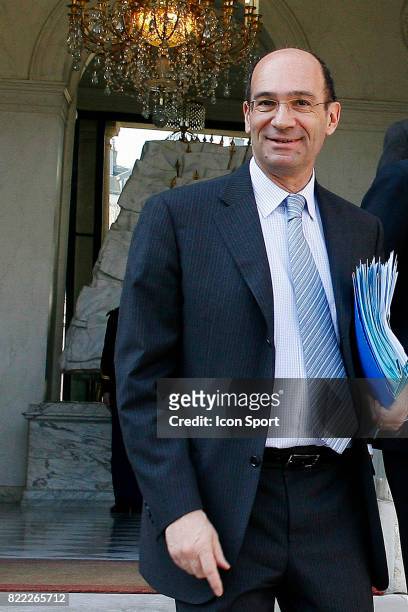 Eric WOERTH - Ministre du Budget, des Comptes publics et de la Fonction publique - - Sortie du Conseil des Ministres - l'Elysee - Paris,