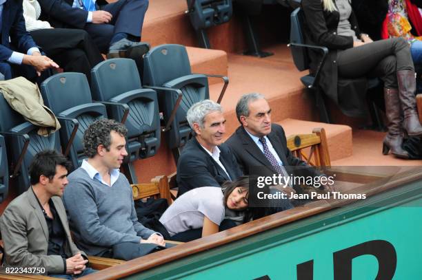 Estelle DENIS / Raymond DOMENECH / Jean GACHASSIN - - Match : Roger FEDERER / Jose ACASUSO - Roland Garros 2009 -