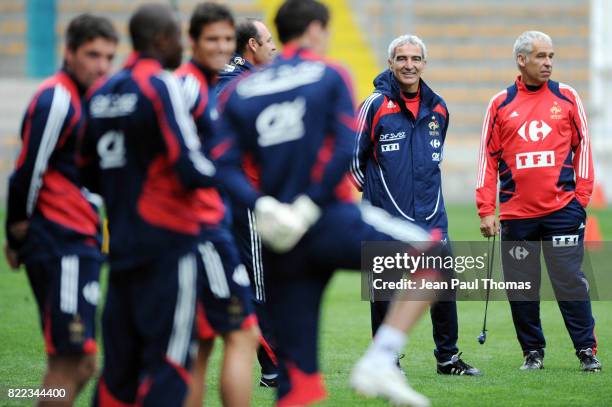 Raymond DOMENECH / Pierre MANKOWSKI - - Entrainement Equipe de France - Stade Geoffroy Guichard - Saint Etienne -