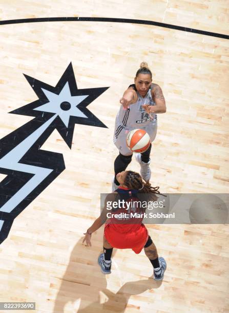 Erika de Souza of the San Antonio Stars passes the ball against the Washington Mystics on July 25, 2017 at the AT&T Center in San Antonio, Texas....