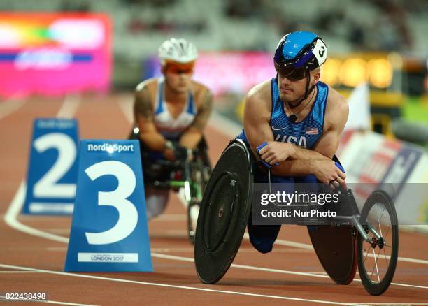 Austin Pruitt of USA compete Men's 400m T34 Final during World Para Athletics Championships Day Three at London Stadium in London on July 17, 2017