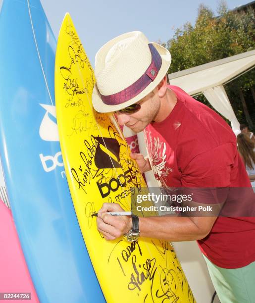 Actor Ian Ziering at the Boost Mobil Barbeque At The Project Beach House on August 9, 2008 n Malibu, California .