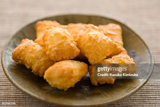 japanese rice cracker - kazuko kimizuka stock pictures, royalty-free photos & images