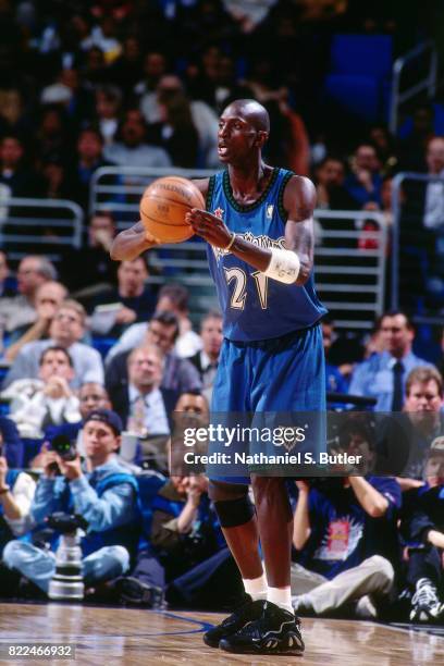 Kevin Garnett of the Minnesota Timberwolves looks to pass during the 1997 All-Star Game on February 9, 1997 at Gund Arena in Cleveland, Ohio. NOTE TO...