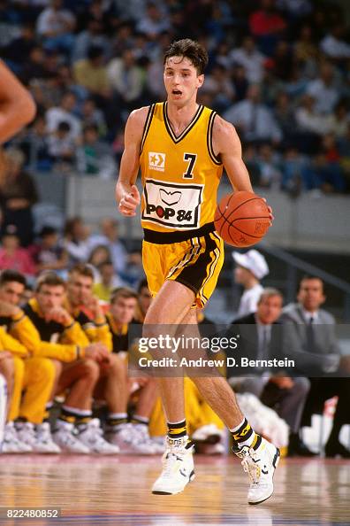 Camiseta Réplica Toni Kukoc Jugoplastika Negra Camiseta Réplica Toni Kukoc Jugoplastika Negra