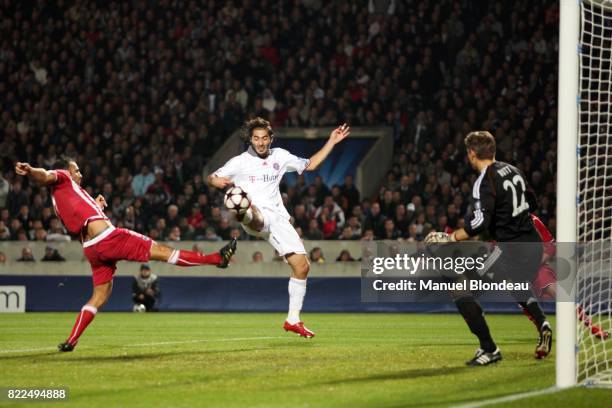 But de Marc PLANUS - - Bordeaux / Bayern Munich - Champions League - Stade Chaban Delmas - Bordeaux,