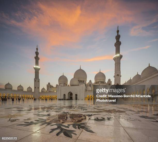 sheikh zayed grand mosque - sheikh zayed grand mosque stock pictures, royalty-free photos & images