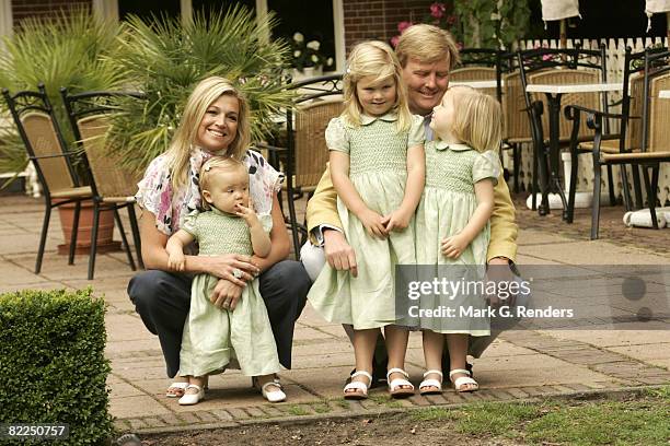 Princess Ariane, Princess Catharina Amalia, Princess Alexia, Princess Maxima and Prince Willem Alexander of The Netherlands pose for a photo during a...