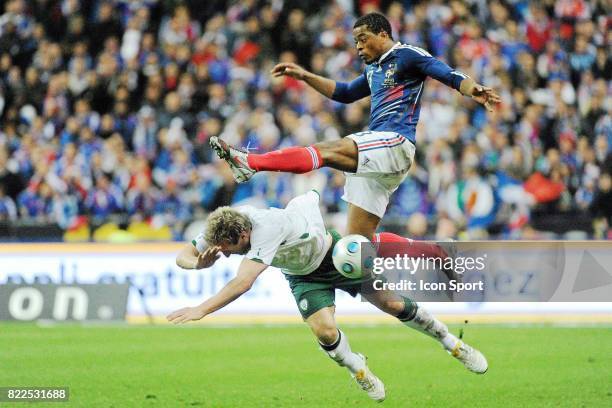 Patrice Evra / Liam Lawrence - - France / Eire - Barrage retour - Qualifications Coupe du Monde 2010 - Stade de France - Saint Denis,