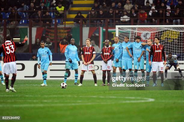 Coup Franc - - Milan AC / Marseille - Champions League - Stade Guiseppe Meazza - Milan - Italie,