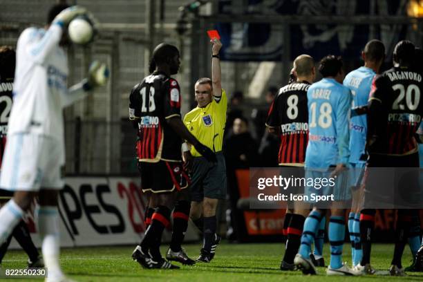 Carton rouge pour Onyekachi APAM - - Nice / Marseille - 16 eme journee de Ligue 1,