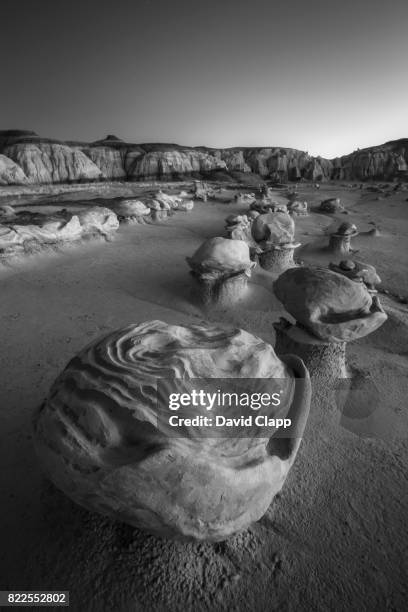 bisti badlands, new mexico, usa - farmington new mexico stock pictures, royalty-free photos & images