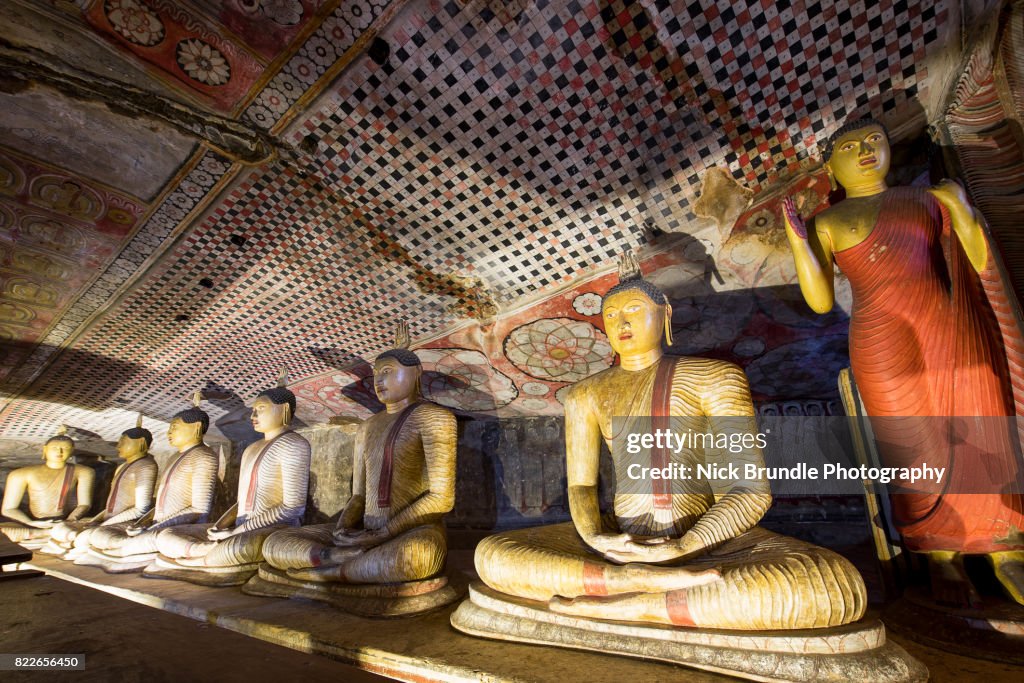 Dambulla cave temple - Buddha statues, Sri Lanka