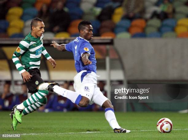 Liedson / Joseph Yobo - - Sporting Portugal / Everton - 16eme de Finale Europa League 2009/2010 ,