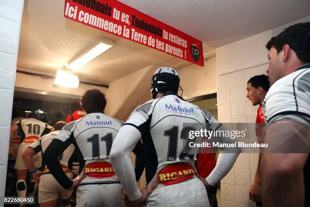 Panneau avant de rentrer sur le terrain - - Toulon / Castres - 22eme journee de Top 14 .,