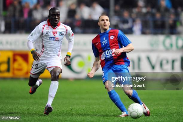 Thomas HEURTAUX / Jonathan AYITE - - Caen / Nimes - 33eme journee de Ligue 2 - Stade Michel d'Ornano - Caen,