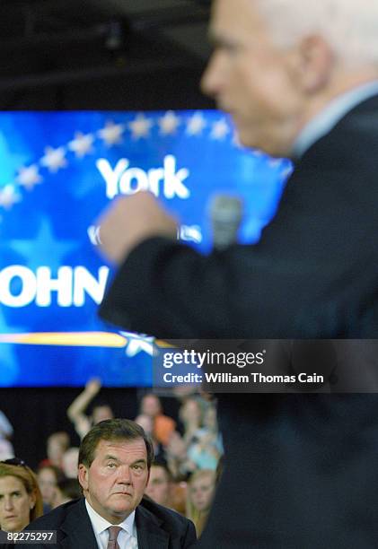 Candidate Tom Ridge 3,224 Tom Ridge Photos & High Res Pictures - Getty Images