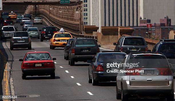 Vehicles head tword Manhattan on the Brooklyn Bridge August 12, 2008 in New York City. In an effort to prevent a terror attack, the New York Police...
