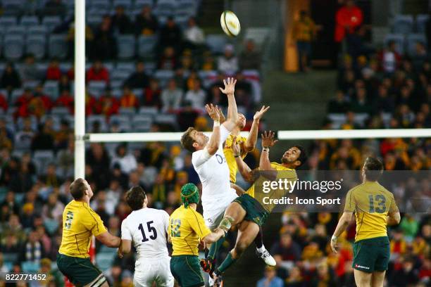 Quade Cooper / Digby Ioane - - Australie / Angleterre - test Match - ANZ Stadium - Sydney,