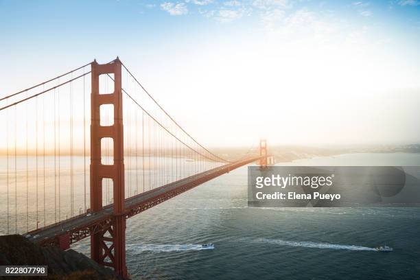 golden gate bridge, san francisco, california, usa - san francisco california stock-fotos und bilder