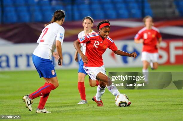 Elodie THOMIS - - France / Serbie - Eliminatoire Coupe du Monde 2011 - Stade de l Aube - Troyes,