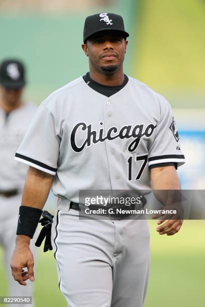 Ken Griffey Jr.#17 of the Chicago White Sox warms up before the game against the Kansas City Royals on August 1, 2008 at Kauffman Stadium in Kansas...