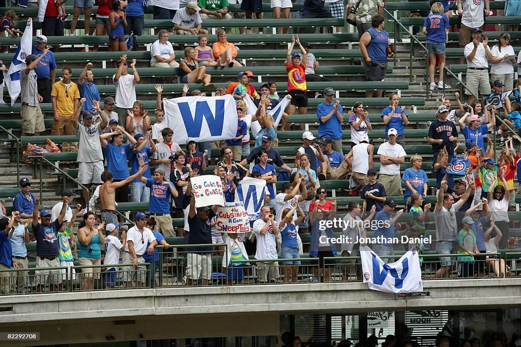 Chicago Cubs v Milwaukee Brewers