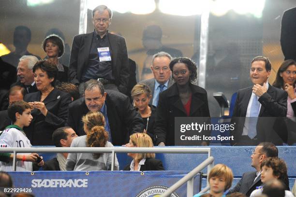 Roselyne BACHELOT / Fernand DUCHAUSSOY / Rama YADE / Eric BESSON - - France / Roumanie - Eliminatoires Euro 2012 - Stade de France - Paris -