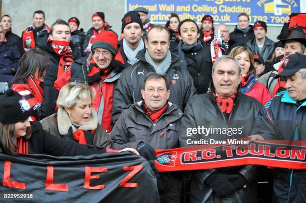 Philippe SAINT ANDRE au milieu des supporters de Toulon - - Ospreys / Toulon - H Cup, Poule 3, 6e journee - - Heineken Cup 2010/2011 -.