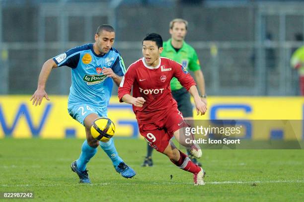 Ahmed KANTARI / Tae Hee NAM - - Valenciennes / Brest - 23eme journee de Ligue 1 - Valenciennes-
