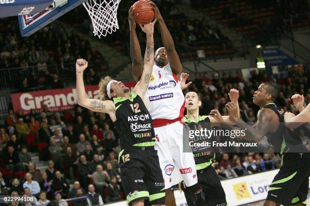 301 Akin Akingbala Photos & High Res Pictures Getty Images