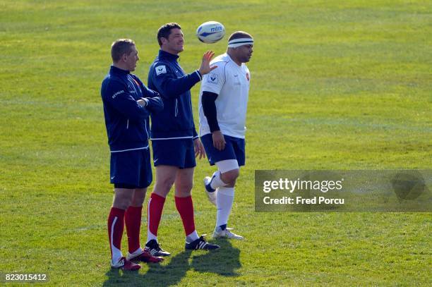 Imanol HARINORDOQUY / Jerome THION / Luc DUCALCON - - Rugby - Entrainement France -Marcoussis,