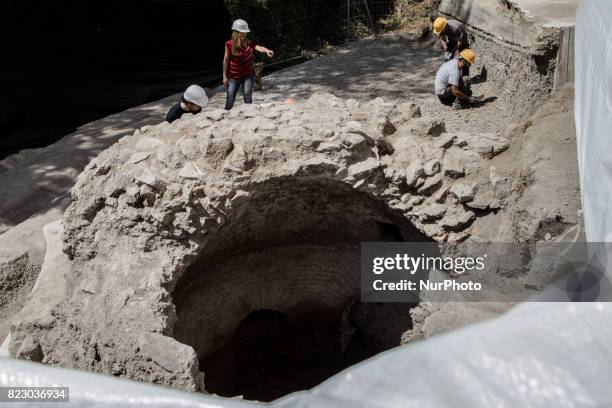 The discovery new Tomb at Pompei July on 20 Italy, of influential celebrity Pompeii, The long epigraph of 4 meter on 7 stripe, to tell the venture.