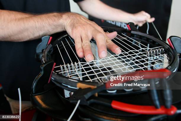 Illustration technicien cordage raquette - - Open de tennis de Moselle - Les Arenes de Metz,