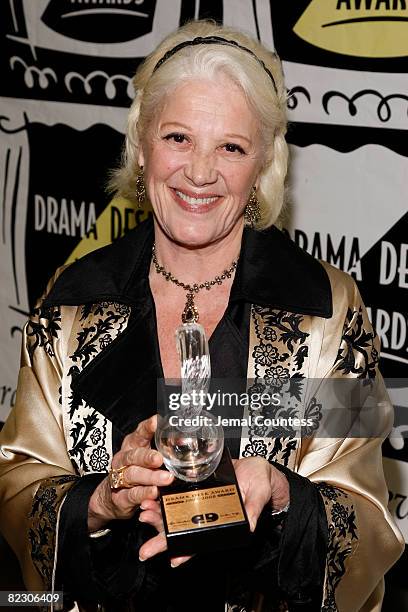 Actress Linda Lavin received the award for Outstanding Actress in a Playl at the 53rd Annual Drama Desk Awards at the LaGuardia Concert Hall on May...