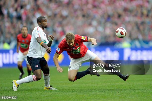 Aurelien CHEDJOU / Mathieu BODMER - - PSG / Lille - Finale de la Coupe de France 2011 -Stade de France-