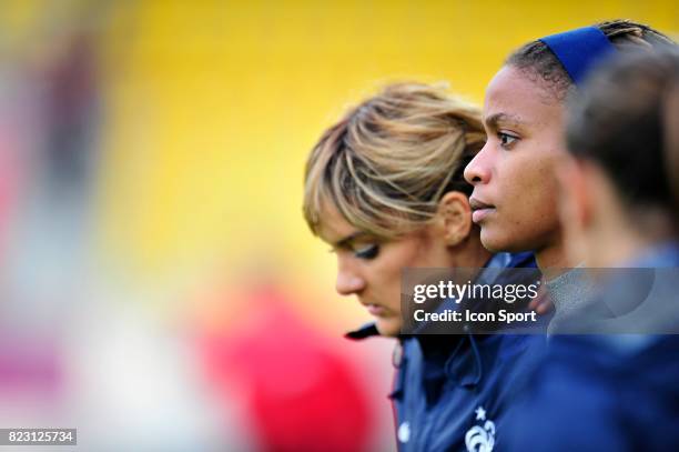 Louisa NECIB / Elodie THOMIS - - France / Belgique - Match Amical - Preparation a la Coupe du Monde -Stade de L'Epopee-Calais,