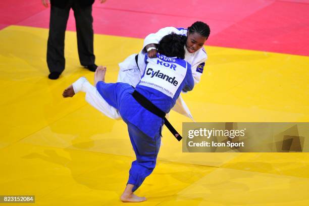 Gyeong Mi JEONG / Audrey TCHEUMEO - -78kg - - Championnats du Monde de Judo 2011 - Paris,