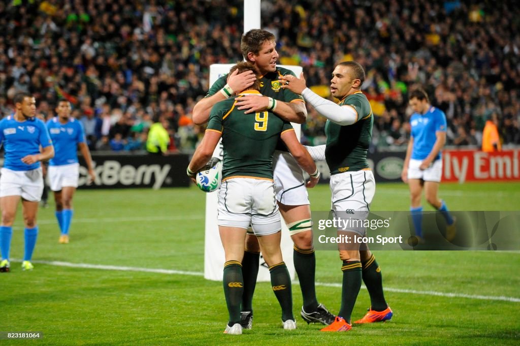 Joie Bakkies Botha / Francois Hougaard / Bryan Habana