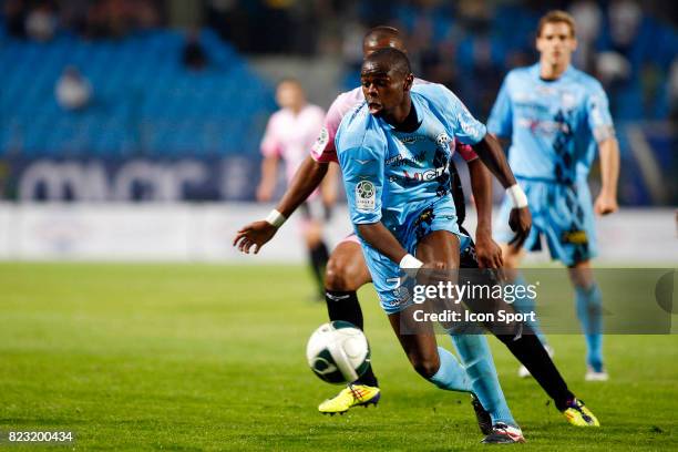 Prince ONIANGUE - - Troyes / Tours - 10e journee Ligue 2,