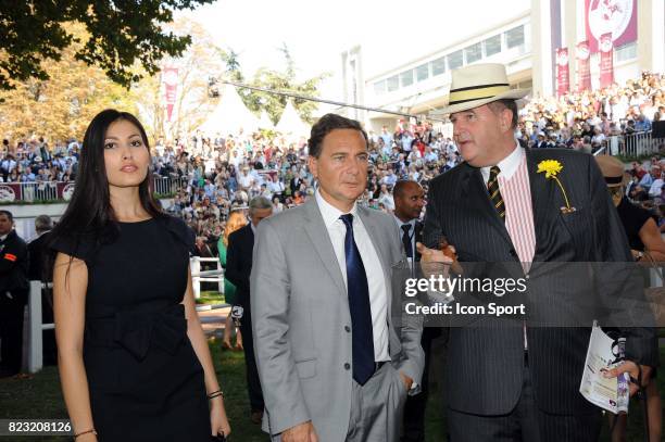 Eric BESSON et Yasmine BESSON TORDJMAN - Rond de presentation - - Qatar Prix de l Arc de Triomphe 2011 - Hippodrome de Longchamp -