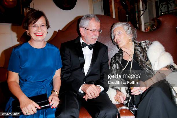 Alexander van der Bellen, president of Austria, with his wife Doris Schmidauer and Fuerstin 'Manni' Marianne Sayn-Wittgenstein-Sayn during the...