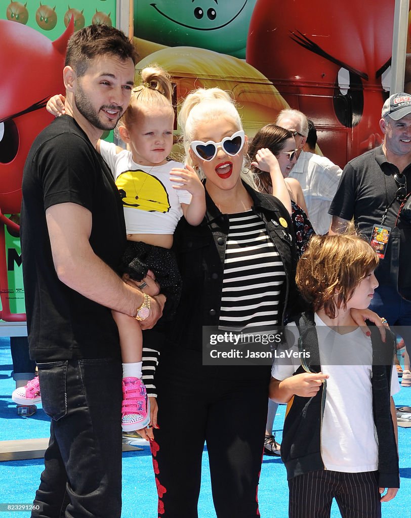 Premiere Of Columbia Pictures And Sony Pictures Animation's "The Emoji Movie" - Arrivals