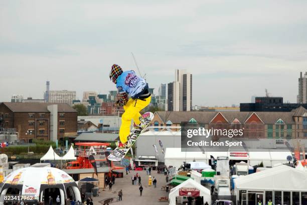 London Freeze Festival - - Coupe du Monde FIS de Snowboard Big Air World Cup et Ski freestyle - Battersea Power Station - Londres -