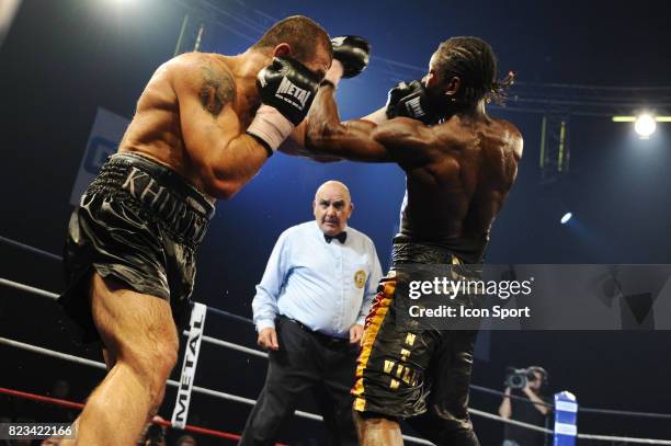 Avtandil KHURTSIDZE / Hassan N'DAM - - Championnat du Monde WBA des poids Moyens - Palais des Sports - Paris,