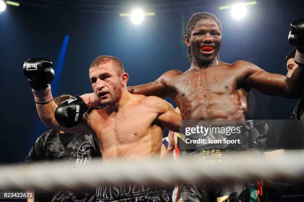 Avtandil KHURTSIDZE / Hassan N'DAM - - Championnat du Monde WBA des poids Moyens - Palais des Sports - Paris,