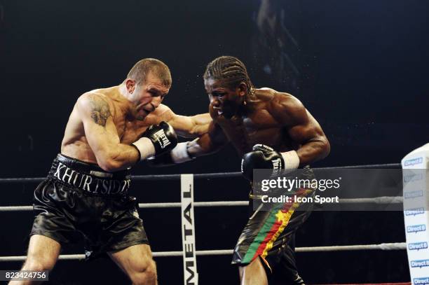 Avtandil KHURTSIDZE / Hassan N'DAM - - Championnat du Monde WBA des poids Moyens - Palais des Sports - Paris,